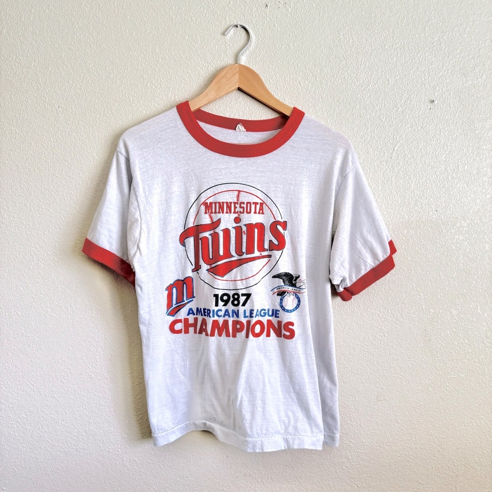 Vintage Minnesota Twins shirt
